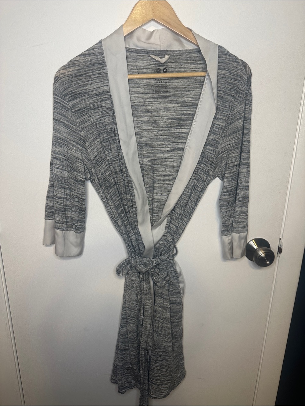 Kindred Bravely Heather Gray Satin-Trim Robe